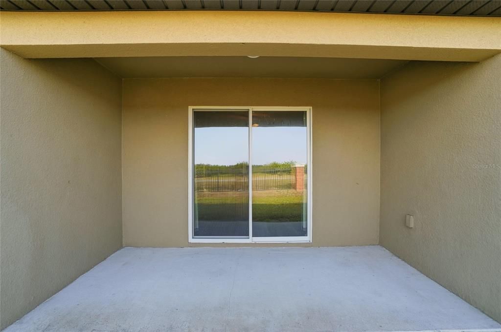 For Sale: $260,000 (3 beds, 2 baths, 1383 Square Feet)