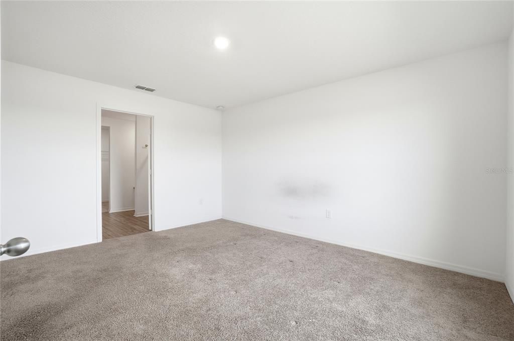 For Sale: $260,000 (3 beds, 2 baths, 1383 Square Feet)