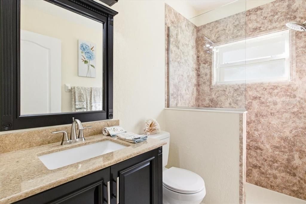 На продажу: $657,000 (3 спален, 3 ванн, 2118 Квадратных фут)