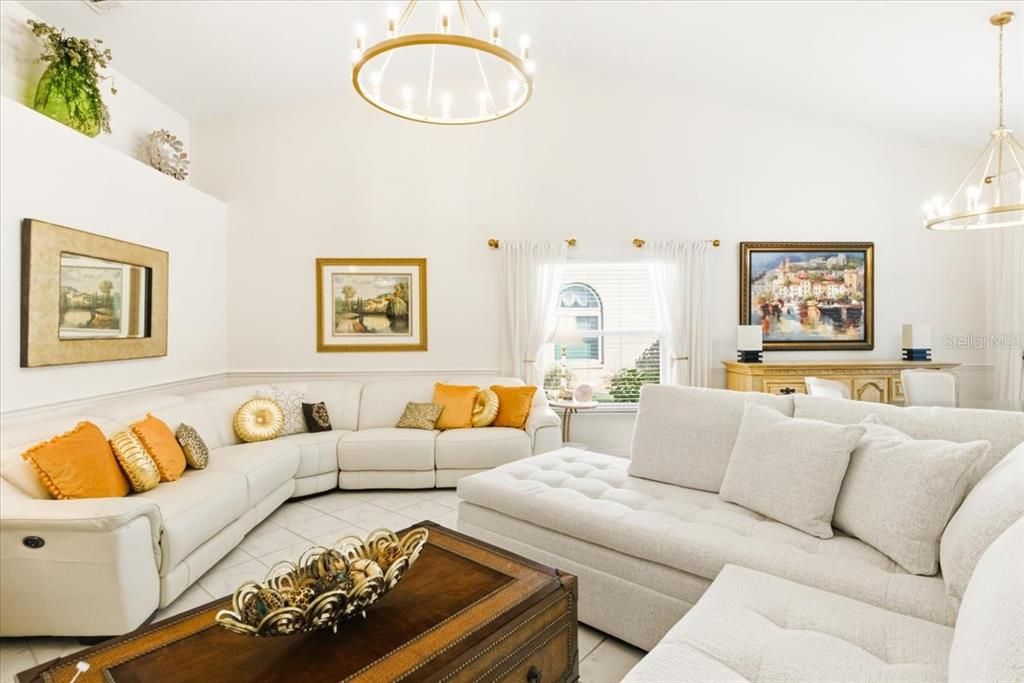 На продажу: $657,000 (3 спален, 3 ванн, 2118 Квадратных фут)