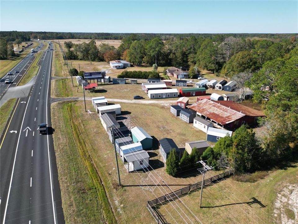 待售: $1,200,000 (12.84 acres)