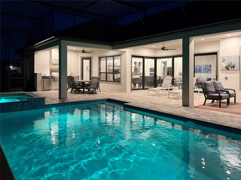 На продажу: $825,000 (4 спален, 3 ванн, 2825 Квадратных фут)