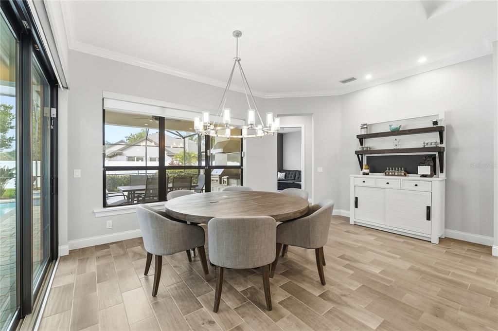 На продажу: $825,000 (4 спален, 3 ванн, 2825 Квадратных фут)