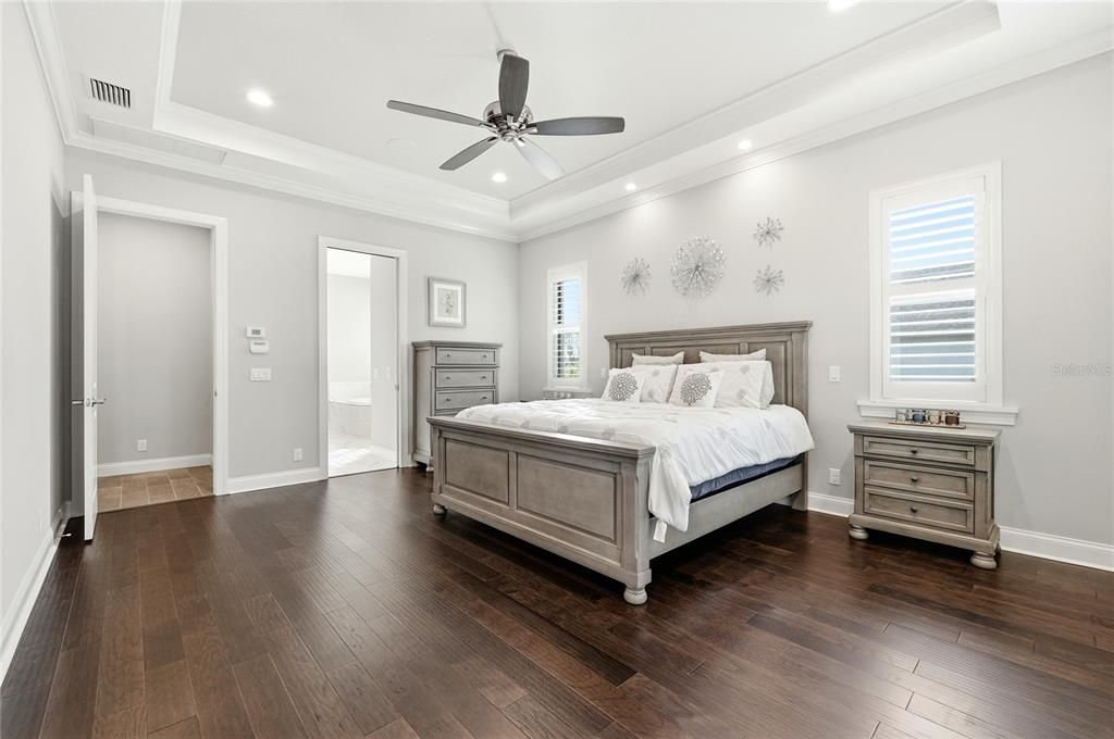 На продажу: $825,000 (4 спален, 3 ванн, 2825 Квадратных фут)