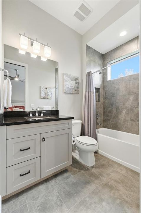 На продажу: $825,000 (4 спален, 3 ванн, 2825 Квадратных фут)