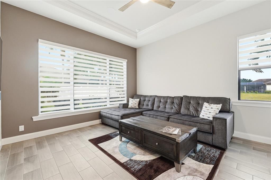 На продажу: $825,000 (4 спален, 3 ванн, 2825 Квадратных фут)