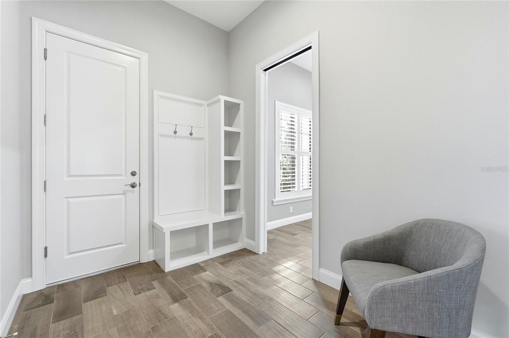 На продажу: $825,000 (4 спален, 3 ванн, 2825 Квадратных фут)