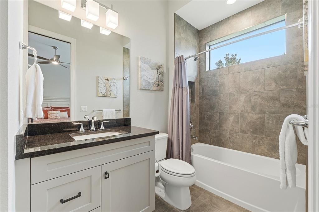 На продажу: $825,000 (4 спален, 3 ванн, 2825 Квадратных фут)