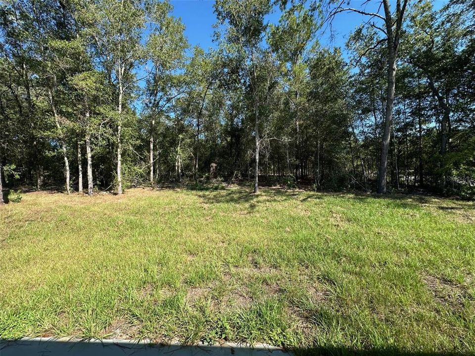 For Sale: $288,800 (4 beds, 2 baths, 1833 Square Feet)