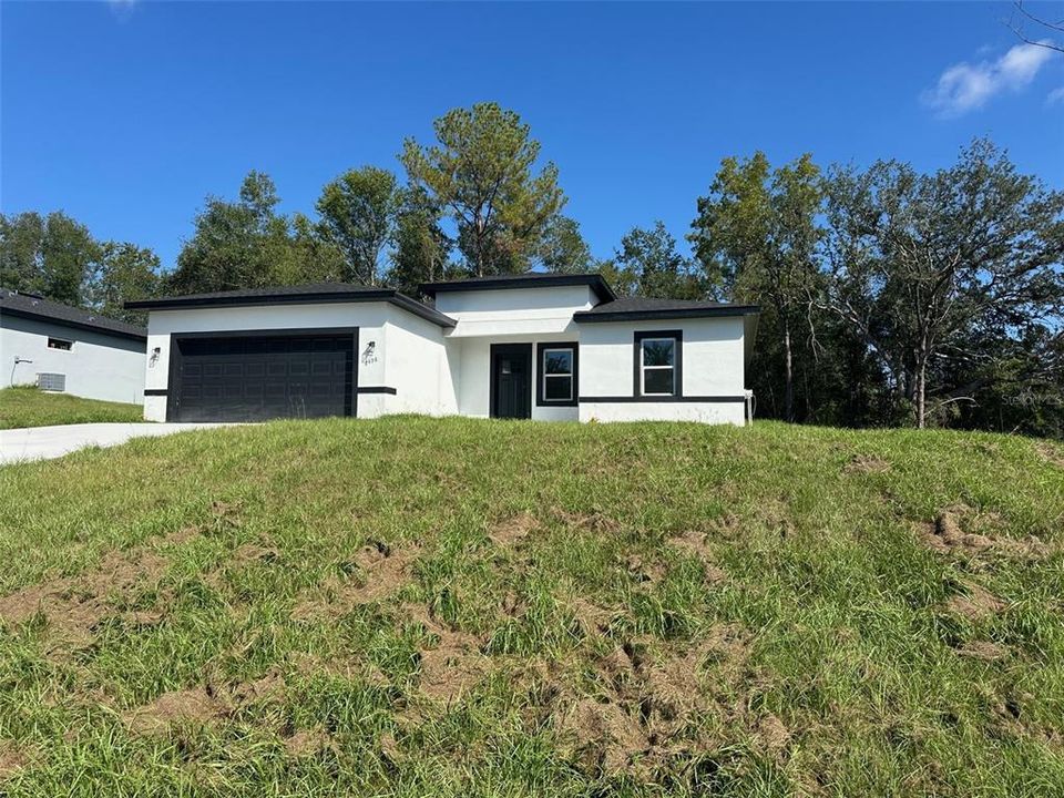 For Sale: $288,800 (4 beds, 2 baths, 1833 Square Feet)