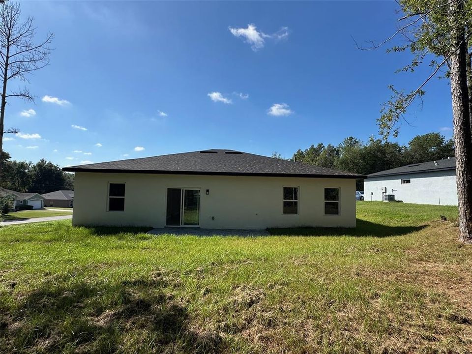 For Sale: $288,800 (4 beds, 2 baths, 1833 Square Feet)