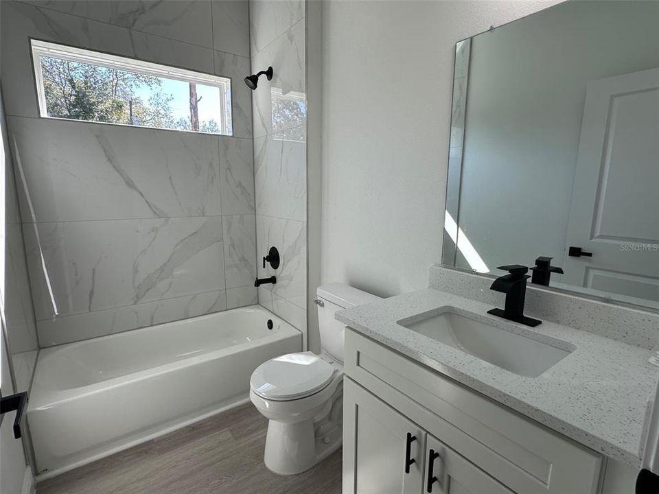 For Sale: $288,800 (4 beds, 2 baths, 1833 Square Feet)