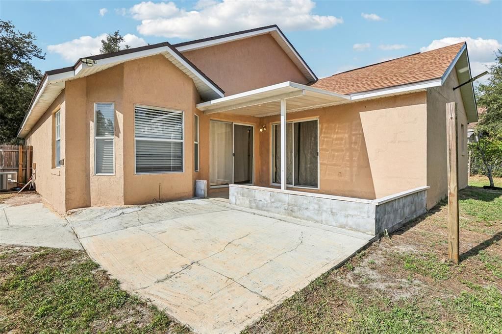 待售: $325,000 (3 贝兹, 2 浴室, 1488 平方英尺)