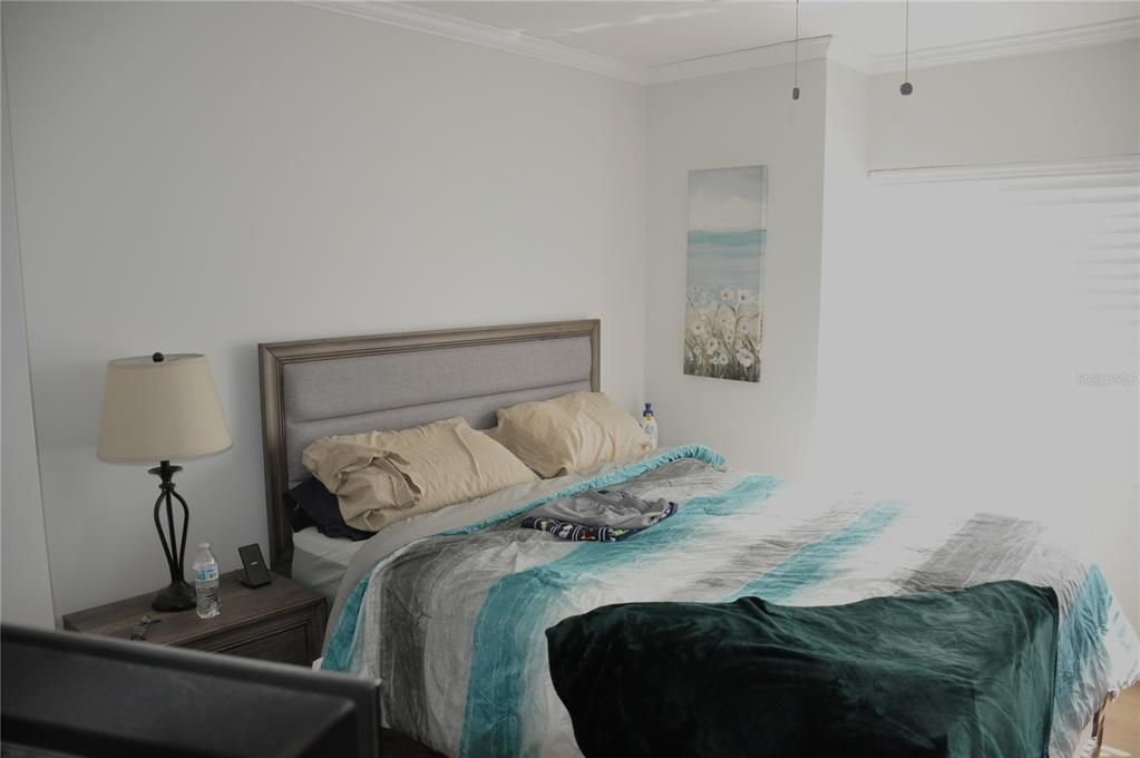 Activo con contrato: $125,000 (2 camas, 1 baños, 999 Pies cuadrados)