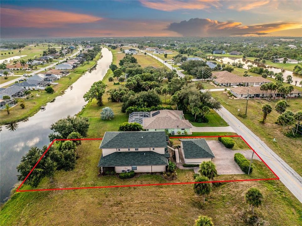 待售: $210,000 (2 贝兹, 2 浴室, 1272 平方英尺)