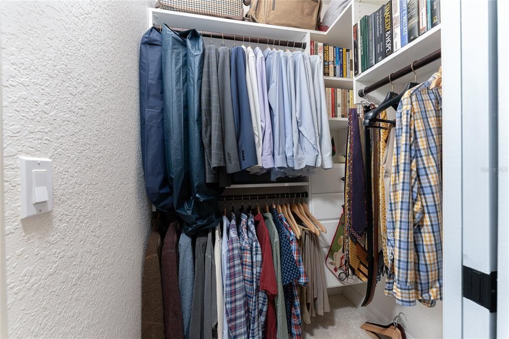 待售: $210,000 (2 贝兹, 2 浴室, 1272 平方英尺)