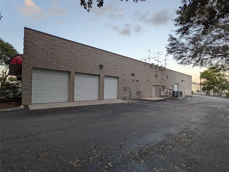 待售: $3,725,000 (0 贝兹, 0 浴室, 15490 平方英尺)