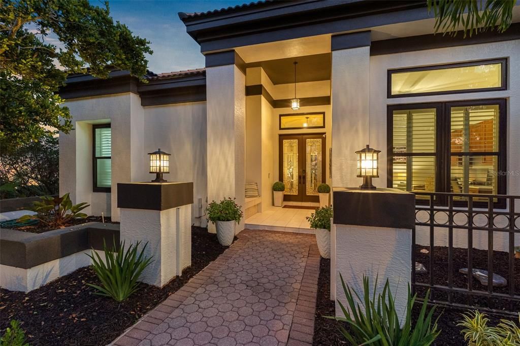 For Sale: $1,699,000 (4 beds, 4 baths, 3663 Square Feet)