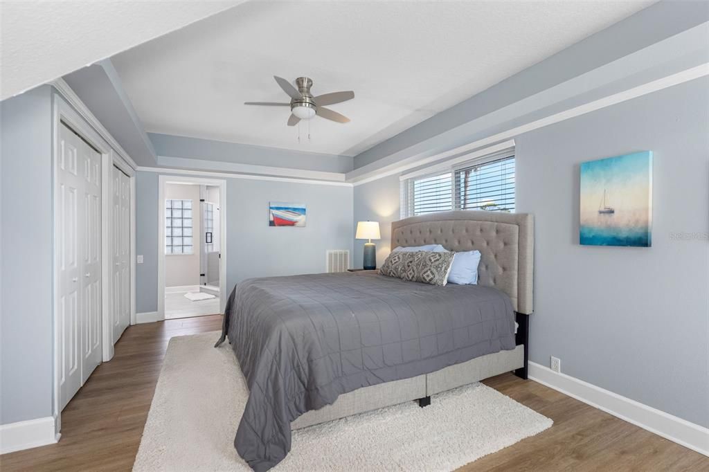 For Sale: $1,699,000 (4 beds, 4 baths, 3663 Square Feet)