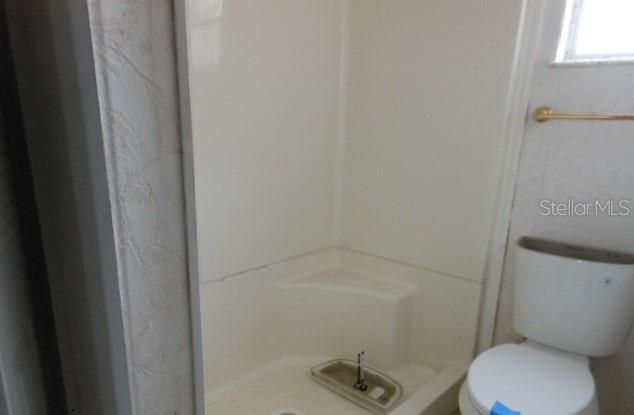 待售: $190,000 (3 贝兹, 2 浴室, 1904 平方英尺)