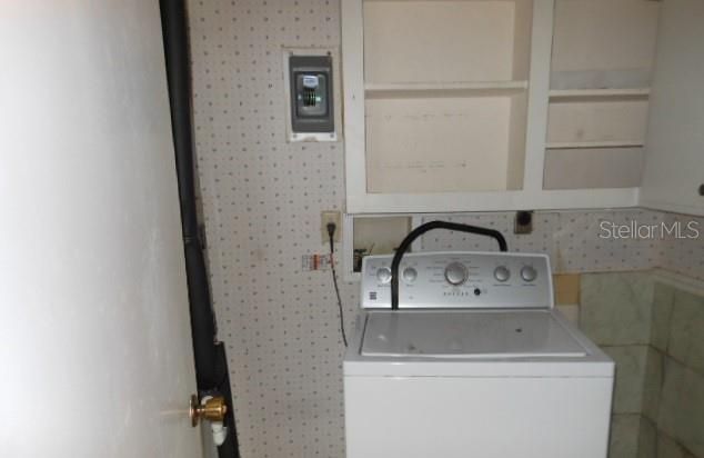 待售: $190,000 (3 贝兹, 2 浴室, 1904 平方英尺)