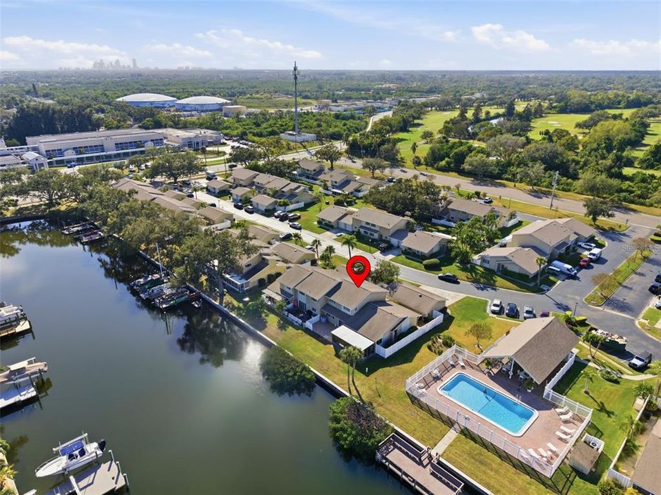 For Sale: $250,000 (4 beds, 2 baths, 1610 Square Feet)