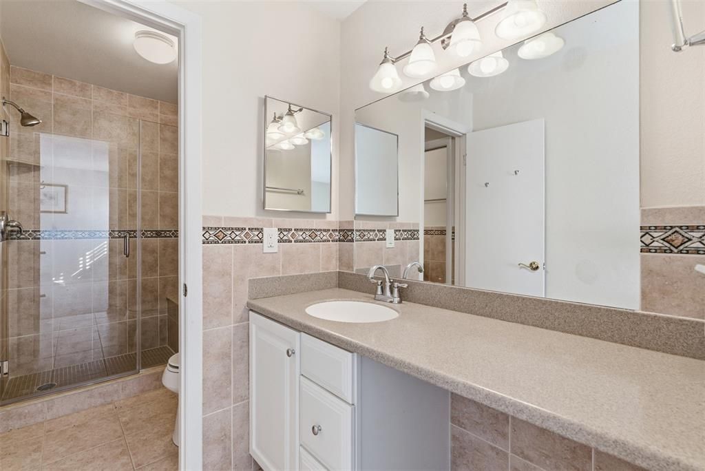 For Sale: $250,000 (4 beds, 2 baths, 1610 Square Feet)