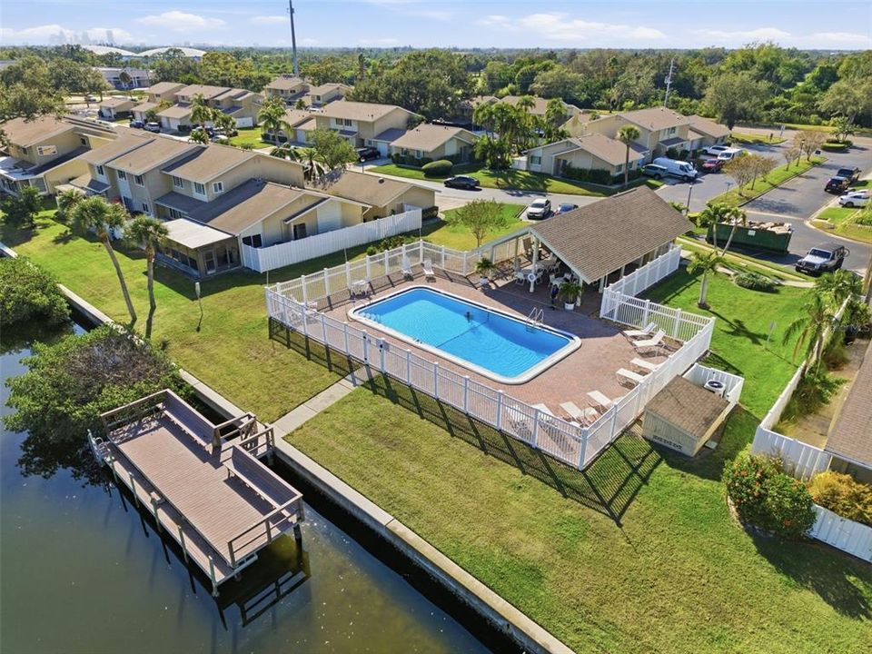 For Sale: $250,000 (4 beds, 2 baths, 1610 Square Feet)