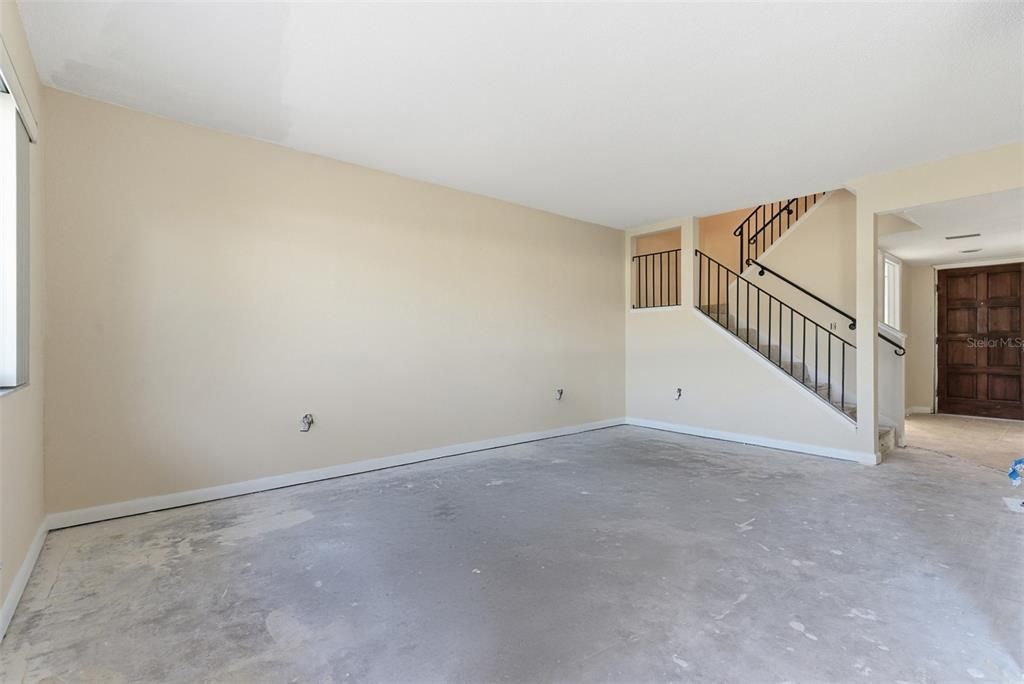 For Sale: $250,000 (4 beds, 2 baths, 1610 Square Feet)