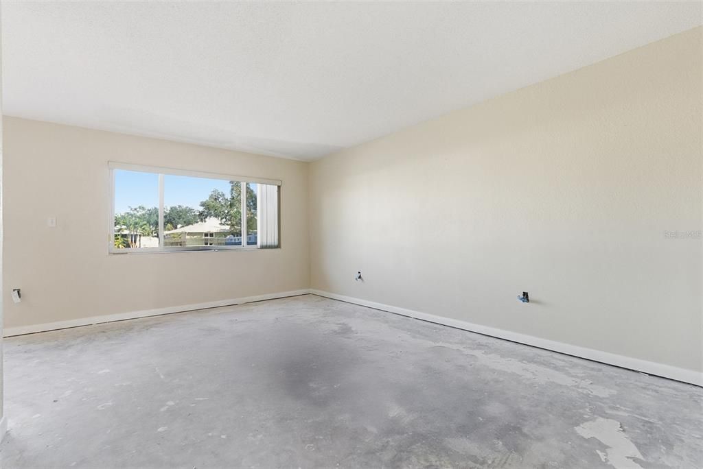 For Sale: $250,000 (4 beds, 2 baths, 1610 Square Feet)