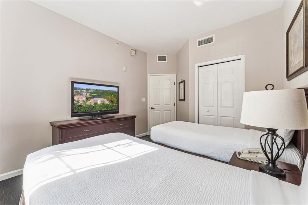 На продажу: $290,000 (3 спален, 2 ванн, 1437 Квадратных фут)