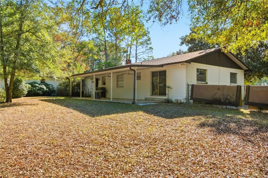 En Venta: $325,000 (4 camas, 2 baños, 2095 Pies cuadrados)