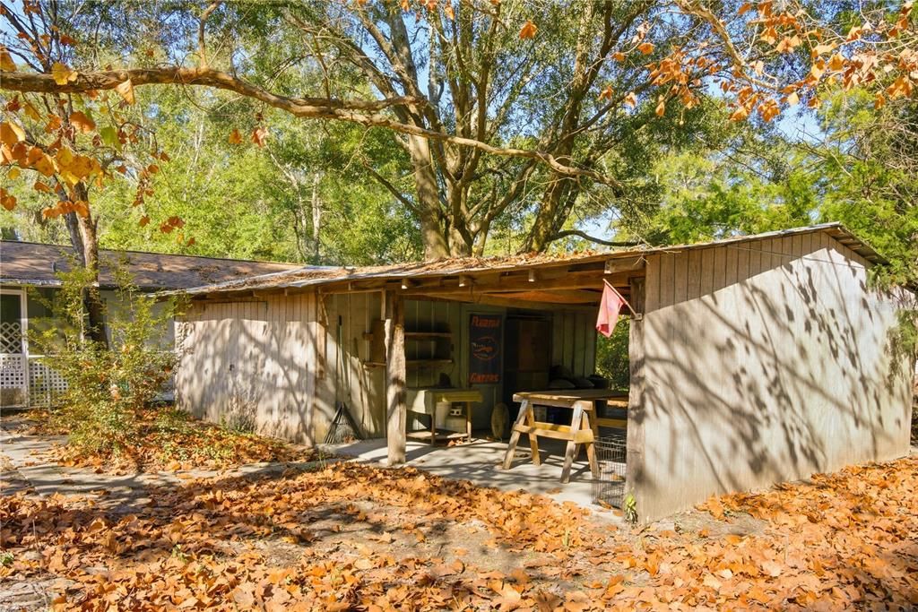 En Venta: $325,000 (4 camas, 2 baños, 2095 Pies cuadrados)