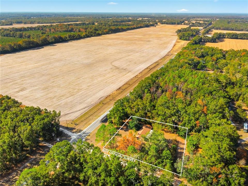 En Venta: $325,000 (4 camas, 2 baños, 2095 Pies cuadrados)