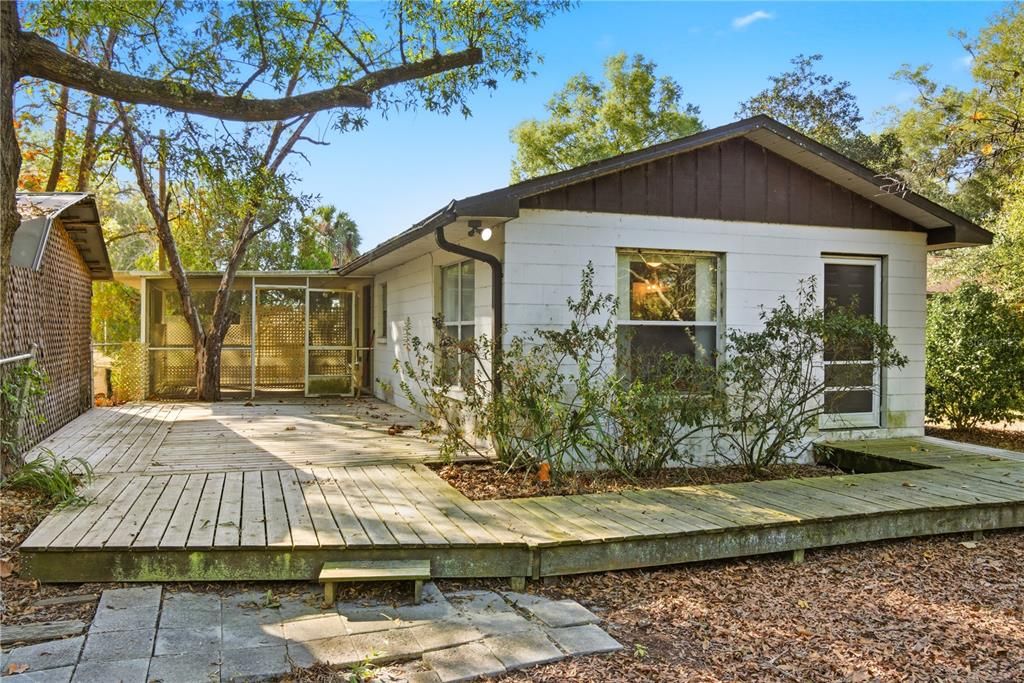 En Venta: $325,000 (4 camas, 2 baños, 2095 Pies cuadrados)