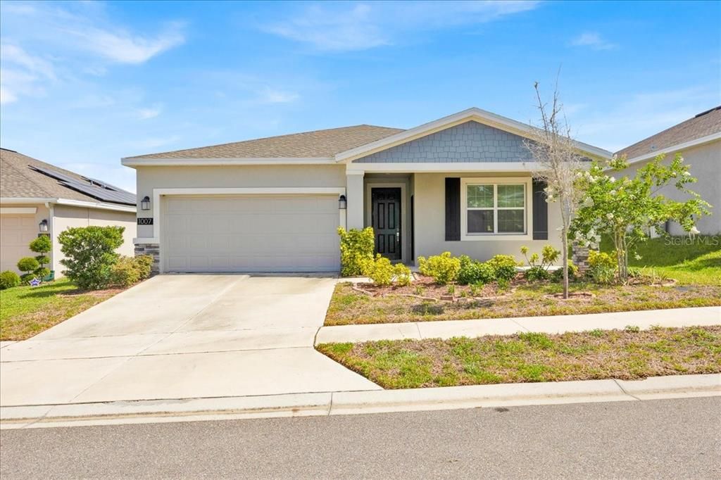 Recently Sold: $355,000 (4 beds, 3 baths, 2080 Square Feet)