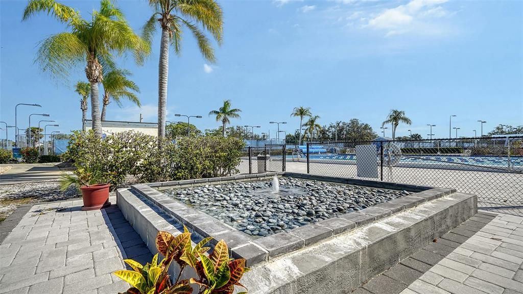 Под контрактом: $525,000 (3 спален, 2 ванн, 2037 Квадратных фут)