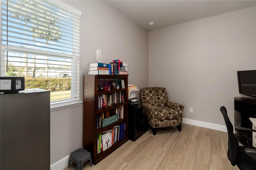 En Venta: $830,000 (4 camas, 3 baños, 3439 Pies cuadrados)