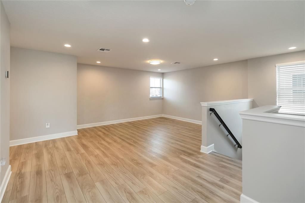 En Venta: $830,000 (4 camas, 3 baños, 3439 Pies cuadrados)