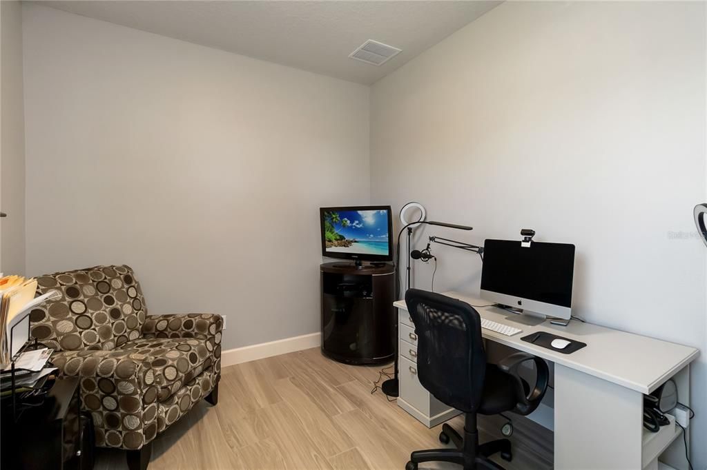 En Venta: $830,000 (4 camas, 3 baños, 3439 Pies cuadrados)