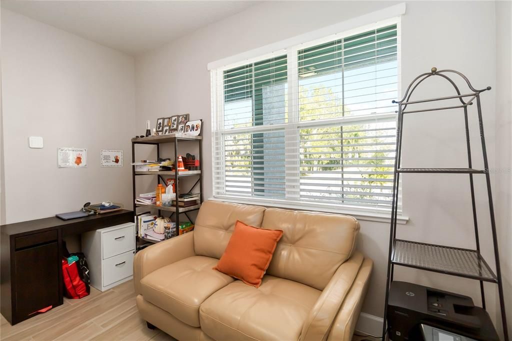 En Venta: $830,000 (4 camas, 3 baños, 3439 Pies cuadrados)