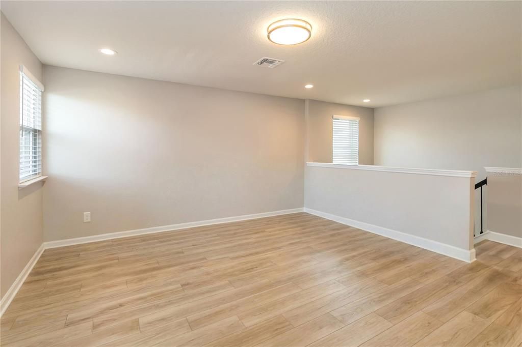 En Venta: $830,000 (4 camas, 3 baños, 3439 Pies cuadrados)