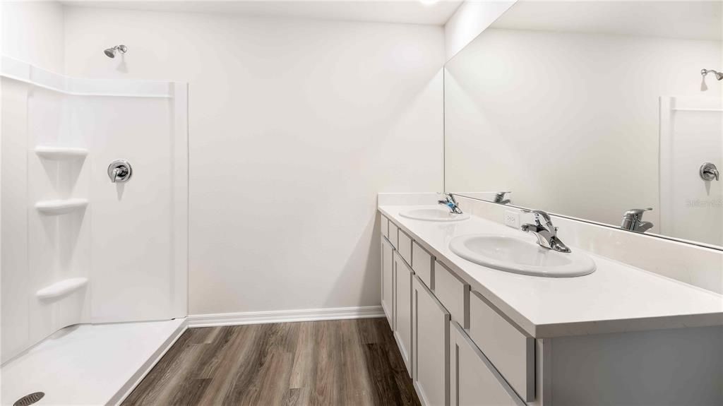 For Sale: $359,990 (3 beds, 2 baths, 1672 Square Feet)