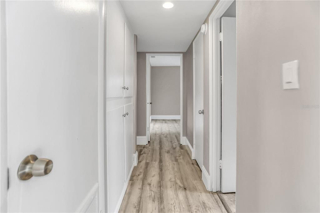 For Sale: $370,000 (3 beds, 2 baths, 1334 Square Feet)