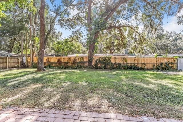 For Sale: $370,000 (3 beds, 2 baths, 1334 Square Feet)