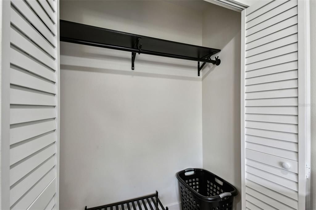 For Rent: $2,600 (2 beds, 2 baths, 865 Square Feet)