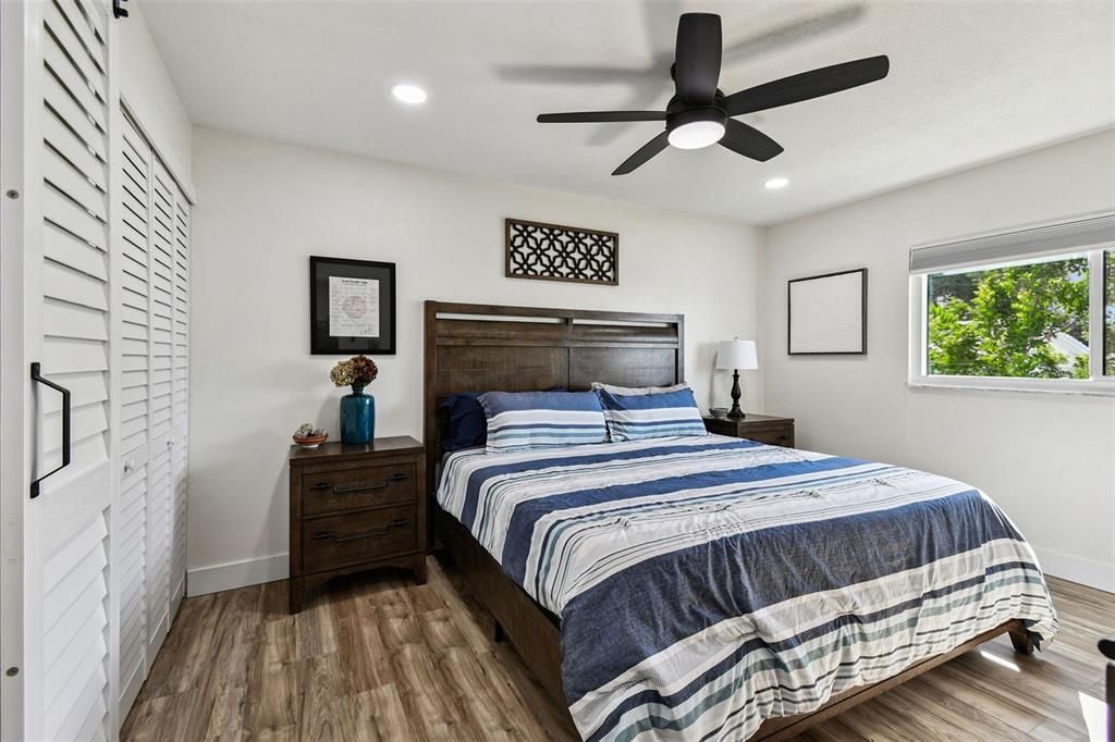 For Rent: $2,600 (2 beds, 2 baths, 865 Square Feet)