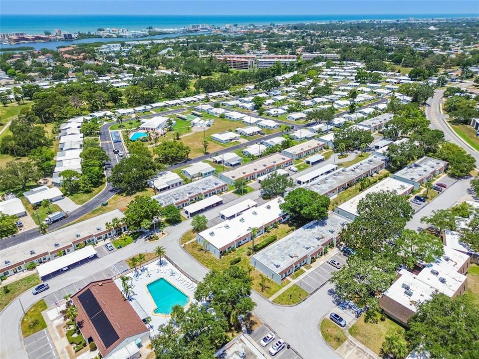 For Rent: $2,600 (2 beds, 2 baths, 865 Square Feet)