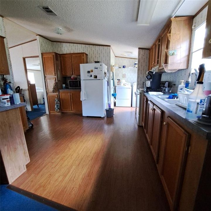 待售: $449,500 (3 贝兹, 2 浴室, 1568 平方英尺)