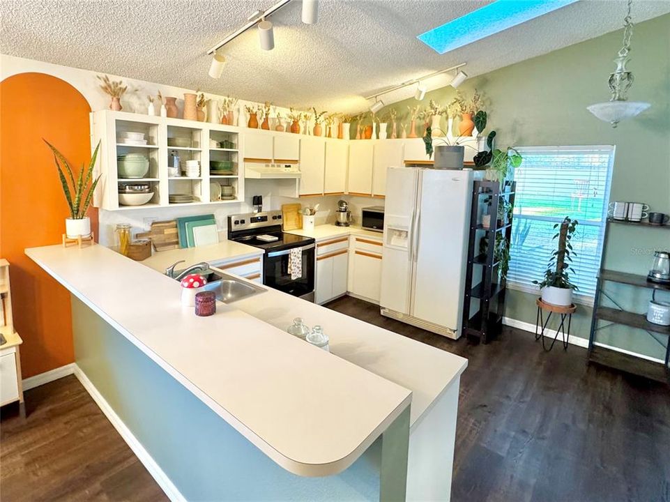 待售: $269,900 (3 贝兹, 2 浴室, 1420 平方英尺)